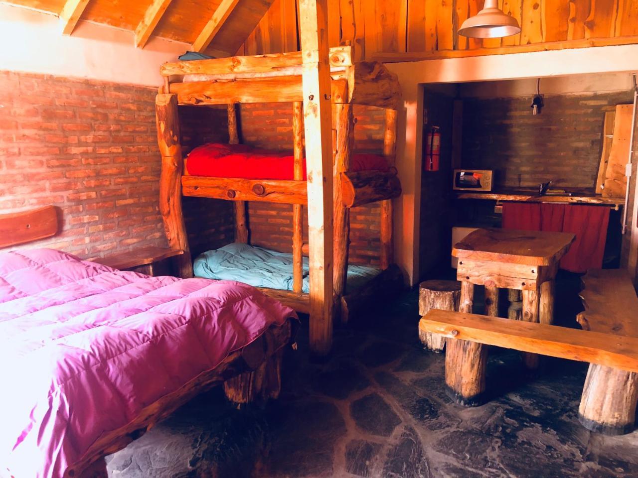 埃博森 Cabanas Pehuenia旅舍 外观 照片