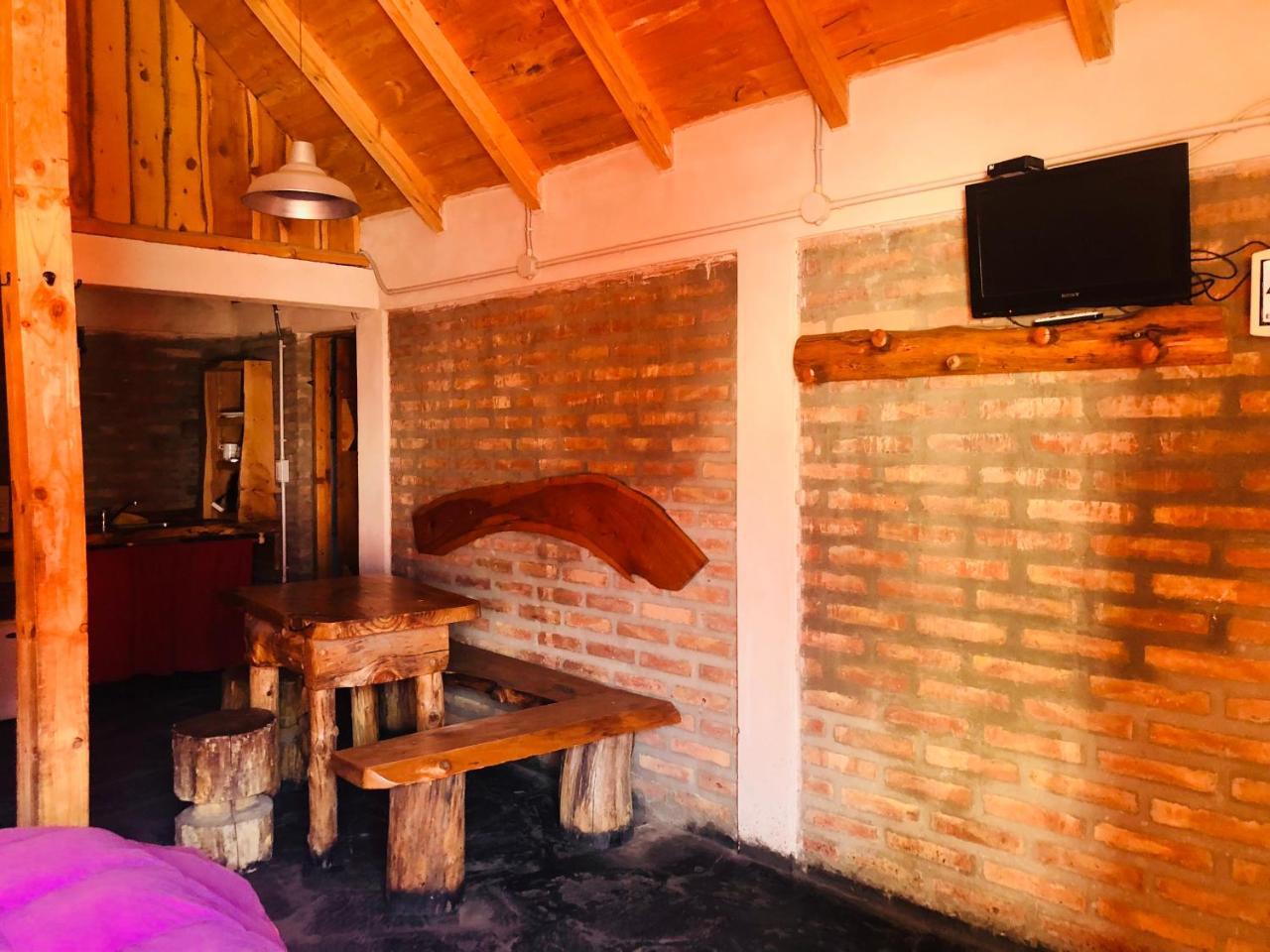 埃博森 Cabanas Pehuenia旅舍 外观 照片
